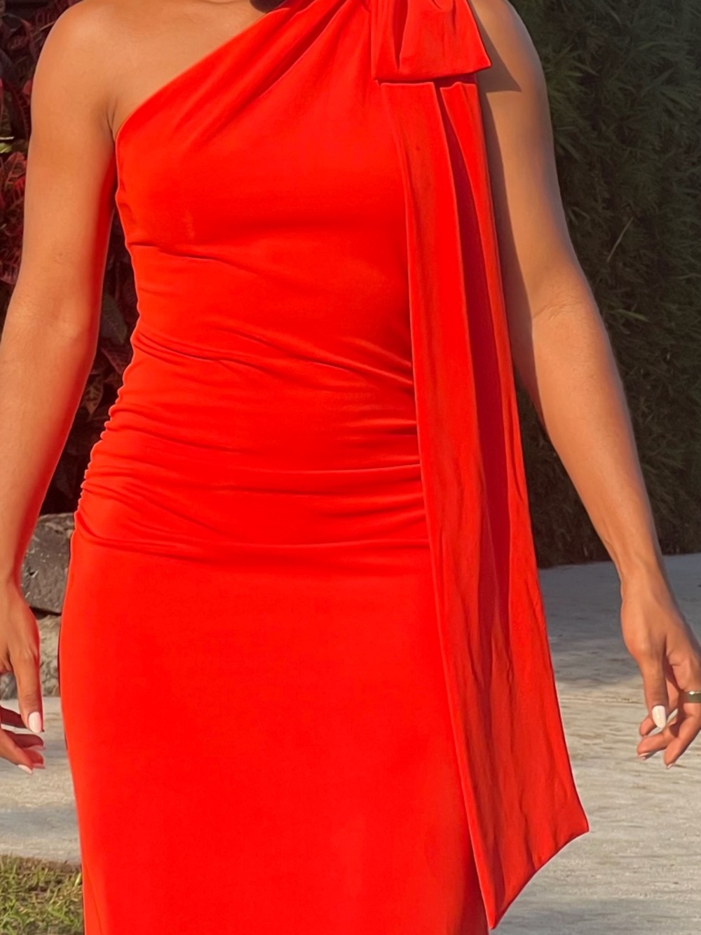Zara One-Shoulder Red Maxi Dress with Bow Detail - Picture 4 of 10